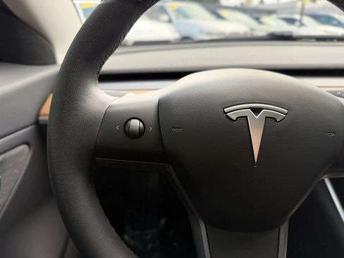 Used 2019 Tesla Model 3 Long Range AWD/4WD image 25