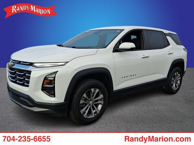 Used 2026 Chevrolet Equinox LT FWD image 1