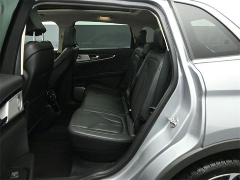 Certified 2023 Lincoln Nautilus Reserve w/ Equipment Group 202A image 21