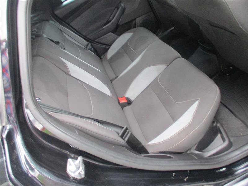 Used 2016 Ford Focus ST FWD image 9