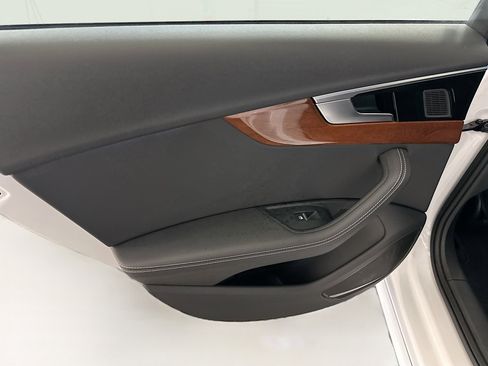 Used 2022 Audi A4 2.0T Premium Plus image 28