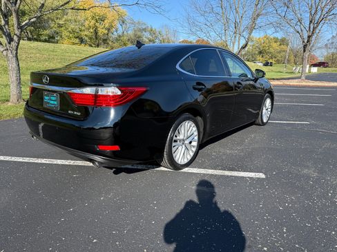 Used 2014 Lexus ES 350 w/ Luxury Package image 3