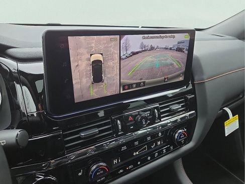 New 2026 Nissan Pathfinder Rock Creek image 18