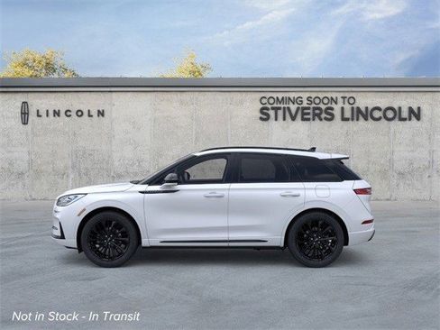 New 2025 Lincoln Corsair Reserve w/ Jet Appearance Package image 3