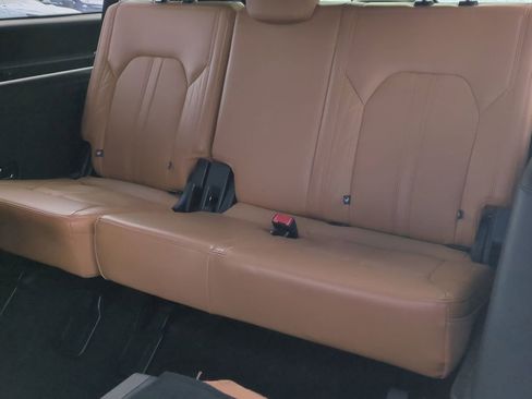Used 2022 Ford Expedition Max Platinum image 23
