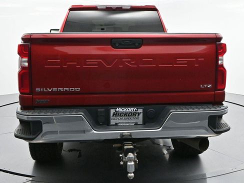 Used 2022 Chevrolet Silverado 2500 LTZ w/ Gooseneck/5TH Wheel Package AWD/4WD image 6