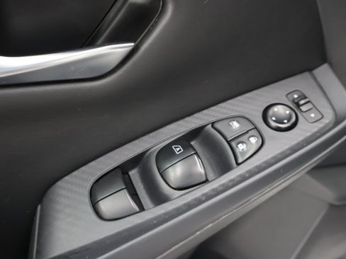 Used 2024 Nissan Sentra SV FWD image 38