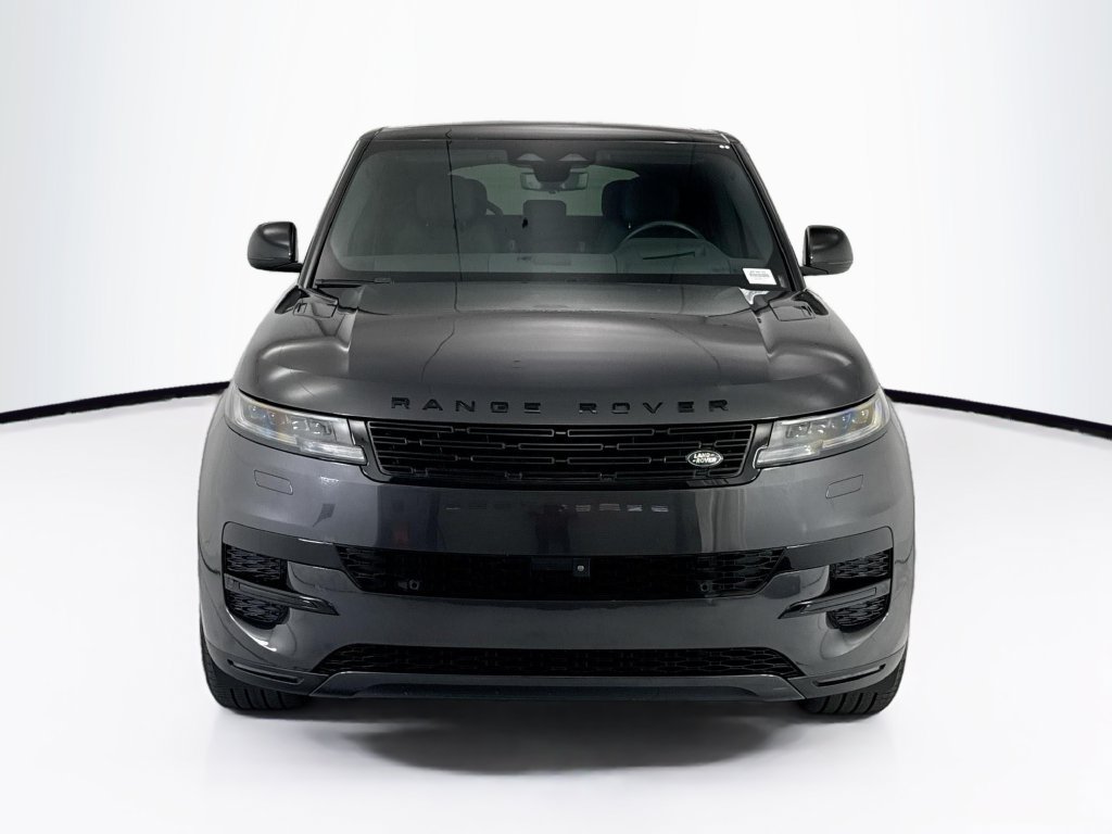 Used 2024 Land Rover Range Rover Sport SE AWD/4WD image 2