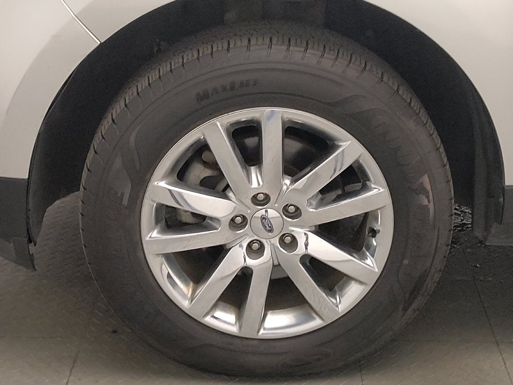 Used 2014 Ford Edge Limited w/ Equipment Group 302A AWD/4WD image 31