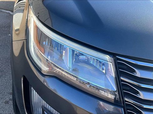 Used 2017 Ford Explorer Limited w/ Class II Trailer Tow Package image 29