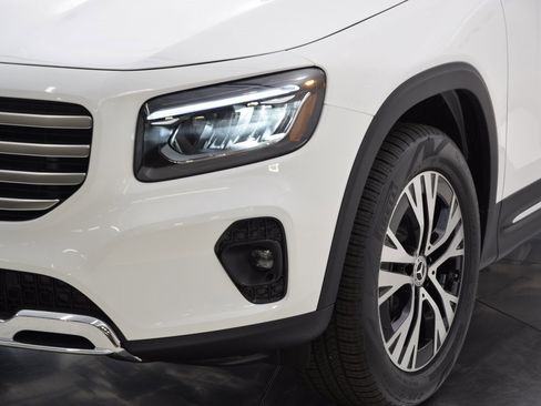 New 2026 Mercedes-Benz GLB 250 GLB 250 image 11