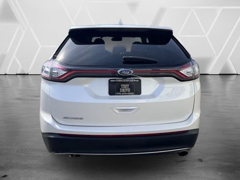 Used 2018 Ford Edge Titanium w/ Ford Safe & Smart Package FWD image 10