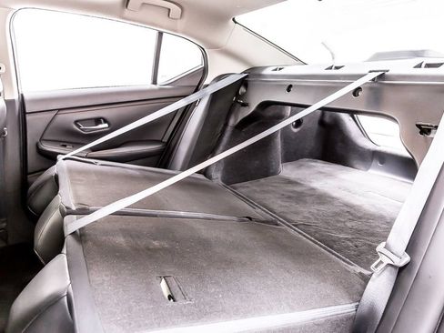 Used 2021 Nissan Sentra SR w/ SR Premium Package FWD image 36