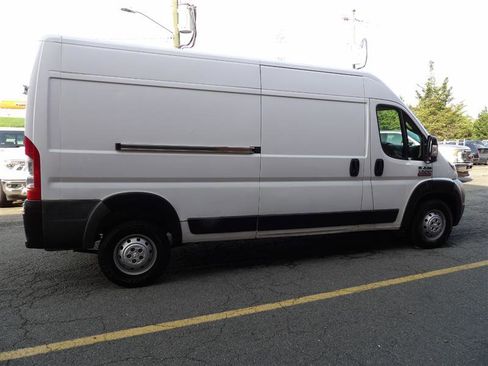 Used 2021 RAM ProMaster 2500 image 8