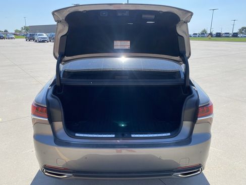Used 2018 Lexus LS 500 AWD image 8