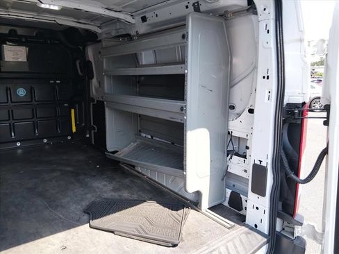 Used 2018 Ford Transit 250 130 Low Roof RWD image 18