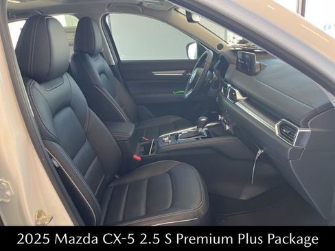 New 2025 MAZDA CX-5 AWD 2.5 S w/ Premium Plus Pkg image 30
