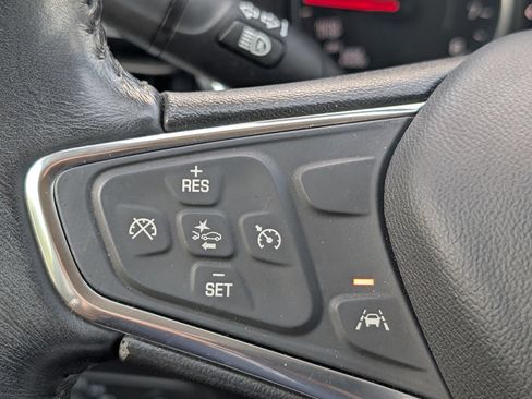 Used 2020 Chevrolet Equinox LT AWD/4WD image 14