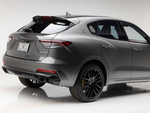 Used 2021 Maserati Levante S GranSport AWD/4WD image 35