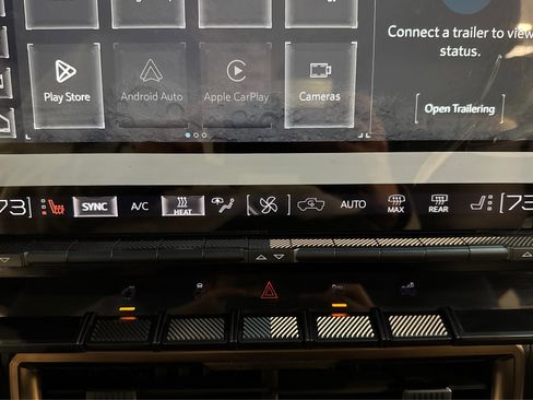 Used 2024 GMC Hummer EV 3X image 33