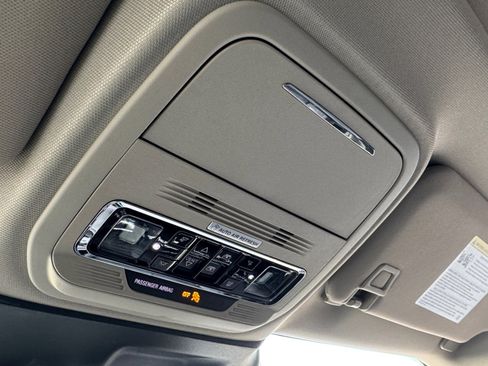 New 2026 Lincoln Corsair Reserve image 18