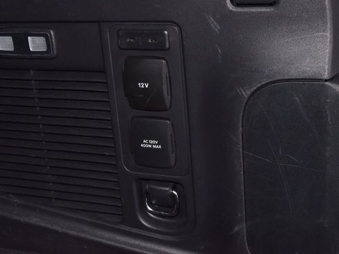 Certified 2025 Ford Expedition Active image 41