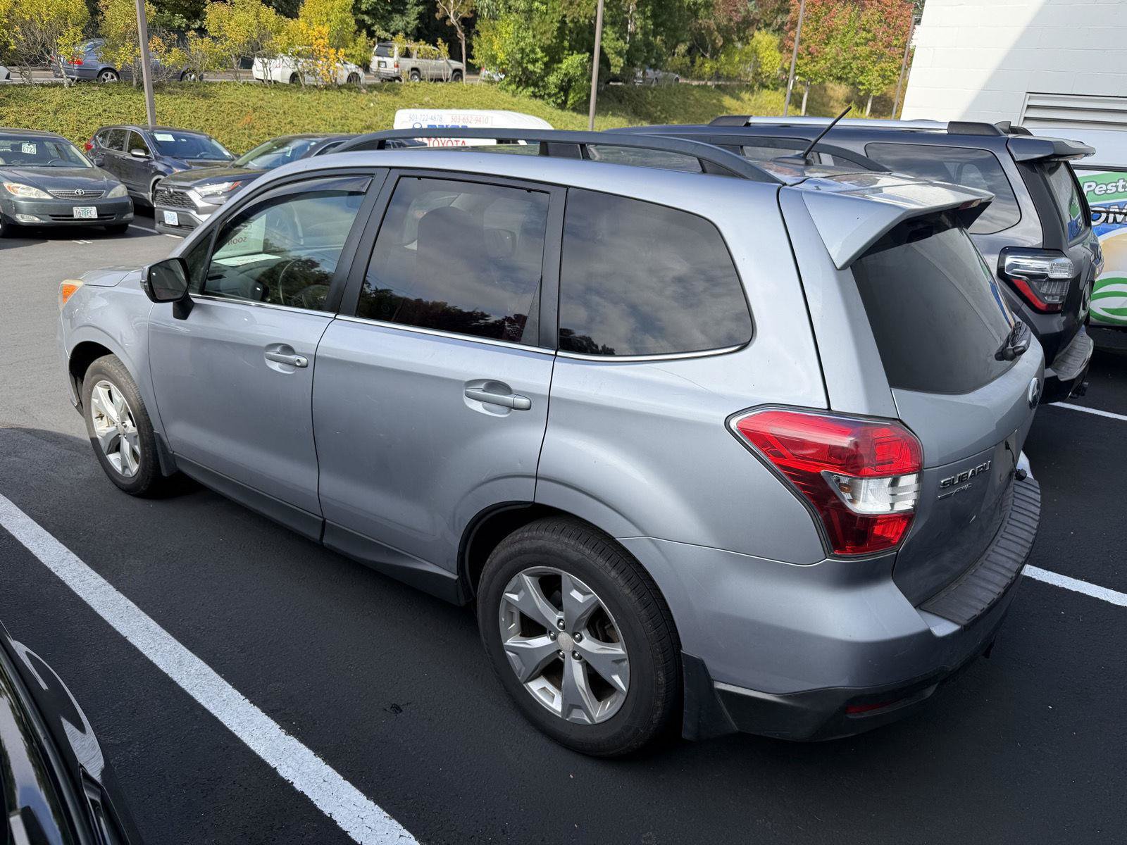 Used 2014 Subaru Forester 2.5i Touring AWD/4WD image 5