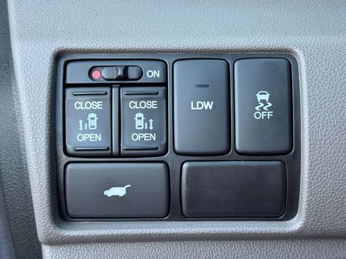 Used 2014 Honda Odyssey EX-L image 15