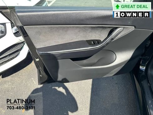 Used 2021 Tesla Model Y Long Range AWD/4WD image 16