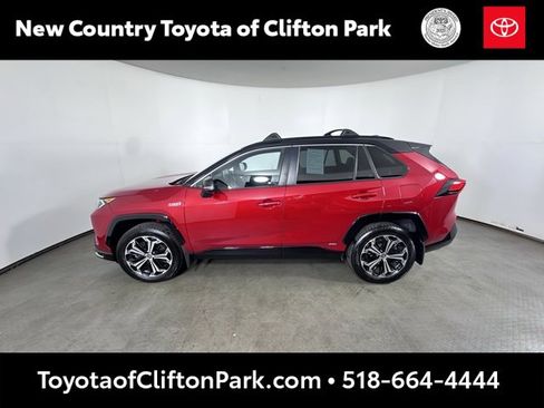 Used 2021 Toyota RAV4 XSE image 6