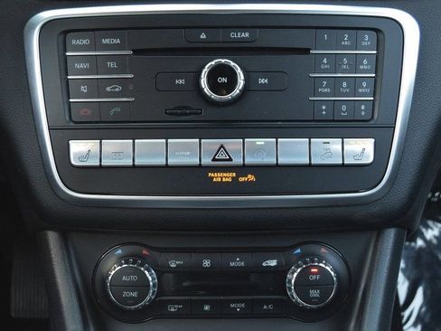 Used 2020 Mercedes-Benz GLA 250 4MATIC image 27