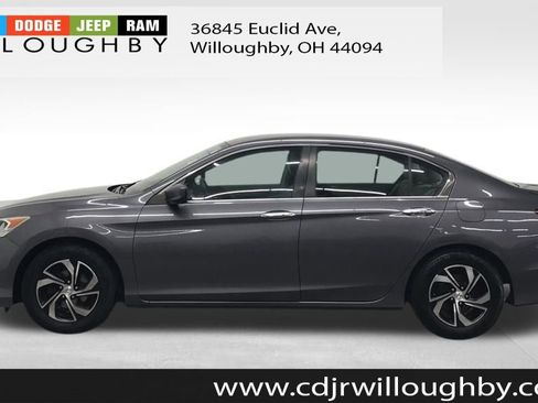 Used 2016 Honda Accord LX image 5
