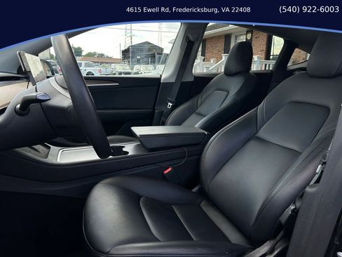 Used 2022 Tesla Model Y Performance AWD/4WD image 10