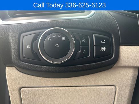Used 2023 Ford Edge Titanium w/ Cargo Accessory Package AWD/4WD image 17