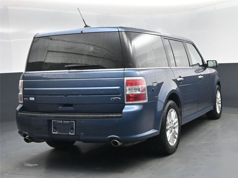 Used 2019 Ford Flex SEL image 21