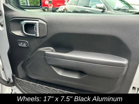 Certified 2023 Jeep Wrangler Unlimited w/ Cold Weather Group AWD/4WD image 43