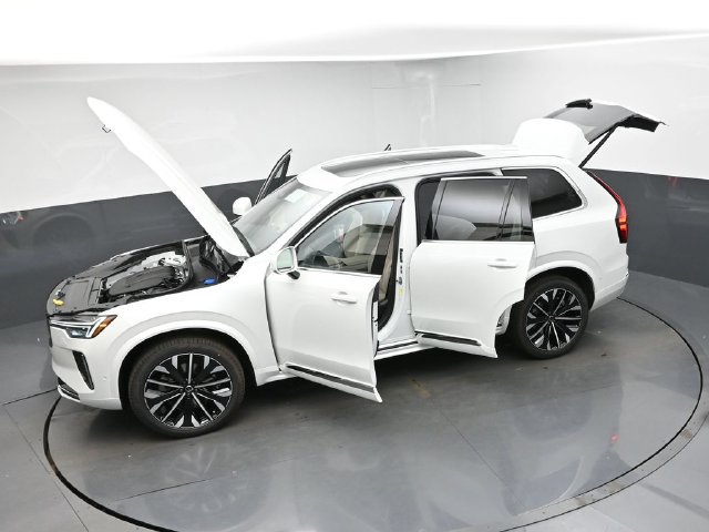 New 2027 Volvo XC90 B5 Plus AWD/4WD image 52