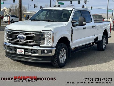 Used 2024 Ford F350 XLT image 3
