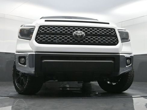 Used 2020 Toyota Tundra SR5 w/ SR5 Upgrade Package AWD/4WD image 23