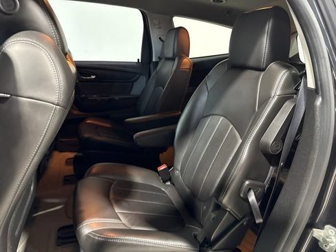 Used 2015 Chevrolet Traverse LTZ AWD/4WD image 30
