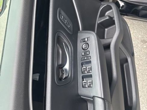 Used 2023 Honda Pilot Touring image 16