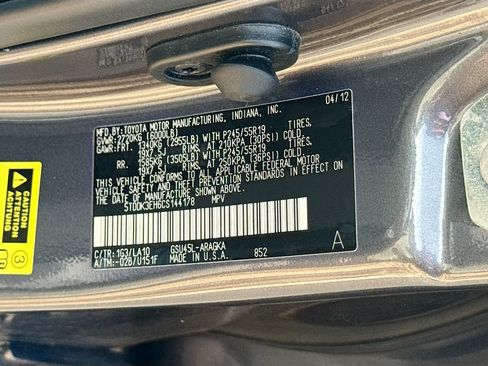 Used 2012 Toyota Highlander Limited w/ Tow Pkg AWD/4WD image 43