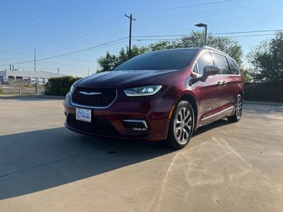 Used 2021 Chrysler Pacifica Pinnacle