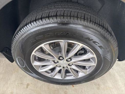 Used 2022 Buick Enclave Essence w/ LPO, Floor Liner Package image 7