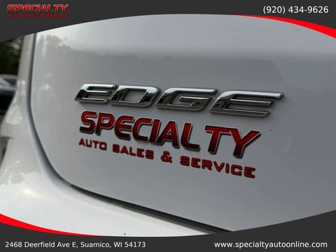 Used 2020 Ford Edge SE w/ Cargo Accessory Package FWD image 12