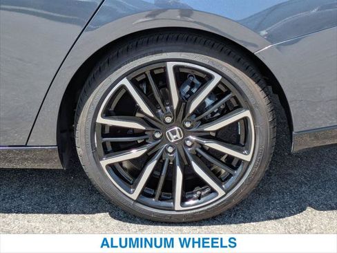 Certified 2023 Honda Accord Touring image 11