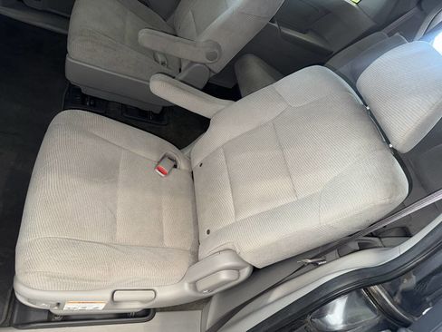 Used 2013 Honda Odyssey LX image 21