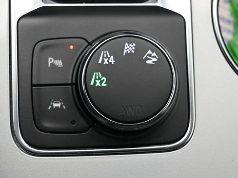 Used 2023 Chevrolet Blazer LT w/ Driver Confidence Package AWD/4WD image 36