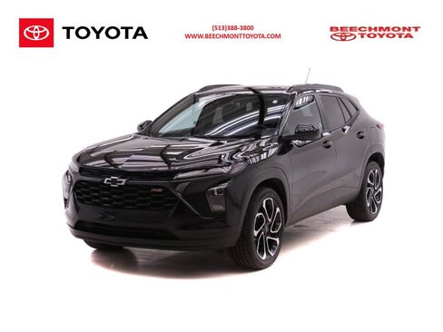 Used 2024 Chevrolet Trax RS w/ Sunroof Package image 1