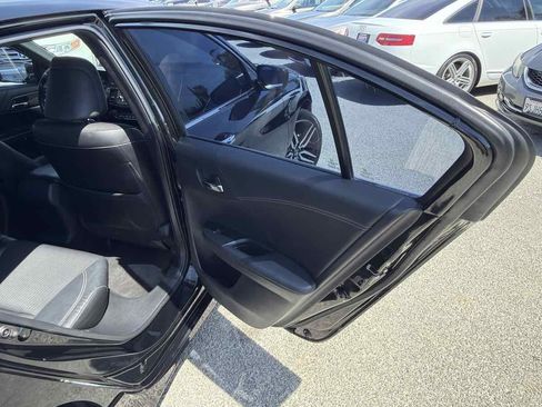 Used 2017 Honda Accord Sport image 22